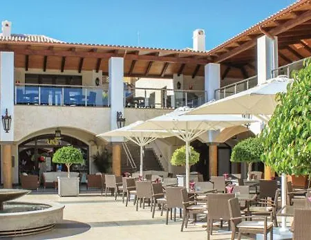Villa Maria With Pool